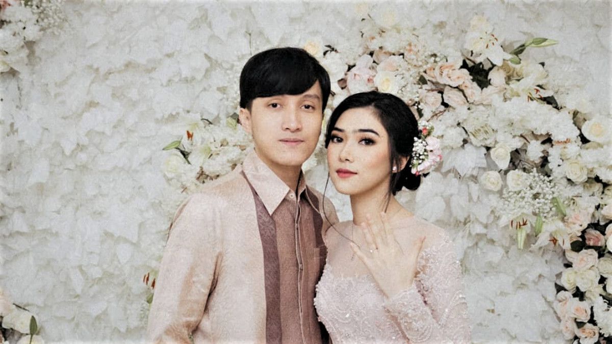 INFOTAIMENT : Isyana Sarasvati bertunangan dengan Rayhan Mahitra Indrayanto (Foto: Internet)