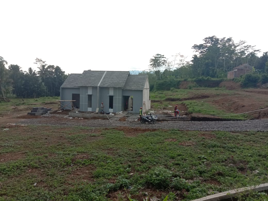 NEWS: Salah satu proses pembangunan perumahan di daerah Mertoyudan (Foto:Istimewa)