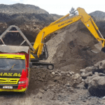 ILUSTRASI: Proses tambang yang memiliki izin di daerah lereng Merapi (Foto: Internet)
