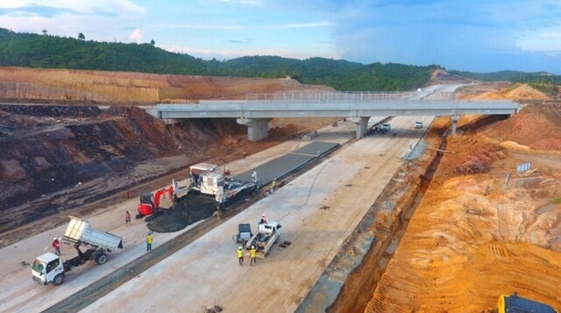 MULAI DIGARAP: Tol atau jalan bebas hambatan yang mulai dibangun. (Foto: Internet)