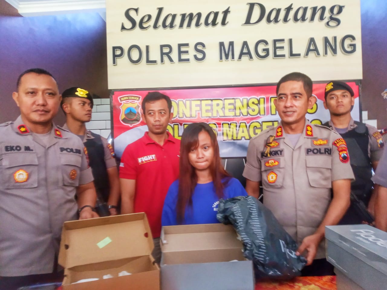 NEWS: Ungkap kasus emak emak ngutil di Artos Mall oleh Polres Magelang (3/1/2020)-(Foto: bsn)