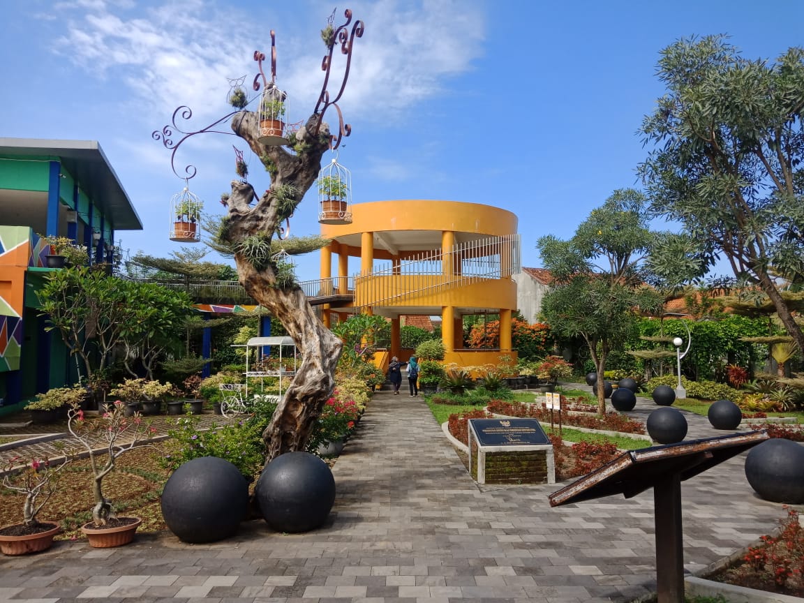 POPULER: Kebun Bibit Senopati menjadi destinasi wisata yang paling banyak dikunjung wisatawan sepanjang 2019. (Foto: Miftakhul Hayu Jatiningias)