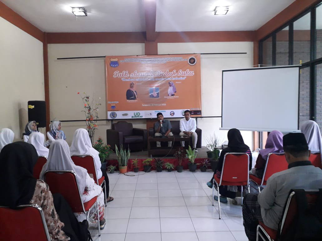 Bedah Buku Hati Suhita di Tempuran Berlangsung Penuh Makna