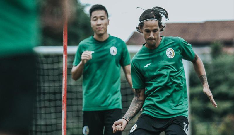 Prediksi Laga Perdana Si Elang Jawa Dikandang Ayam Jantan