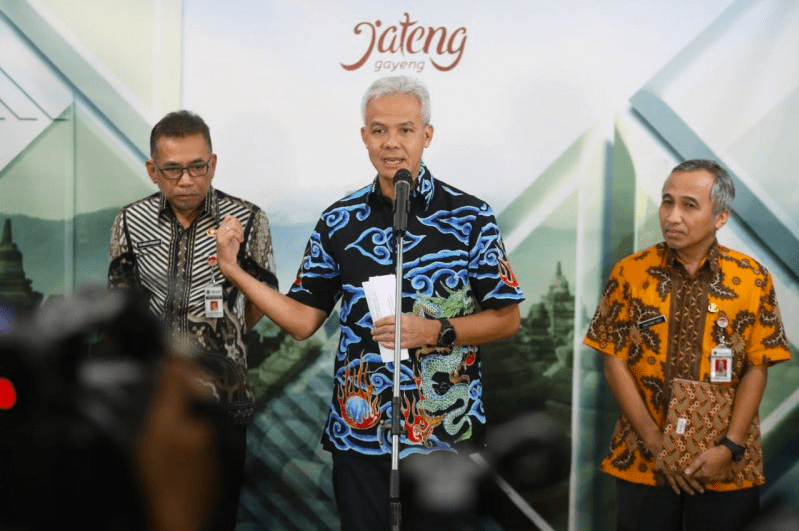Gubernur Jawa Tengah Ganjar Pranowo (tengah). (Foto: Istimewa)