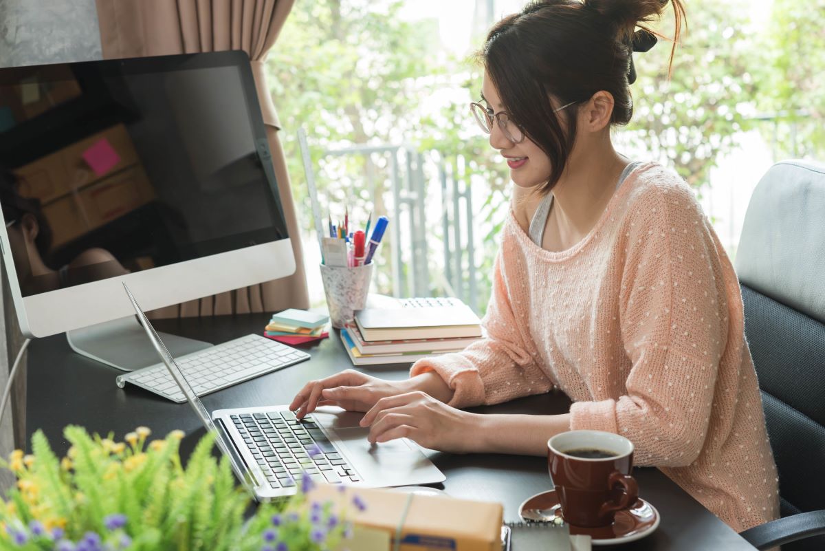 ILUSTRASI; Buat Bisnis dirumah selama work from home atau lock down di rumah saja (Foto: Internet)