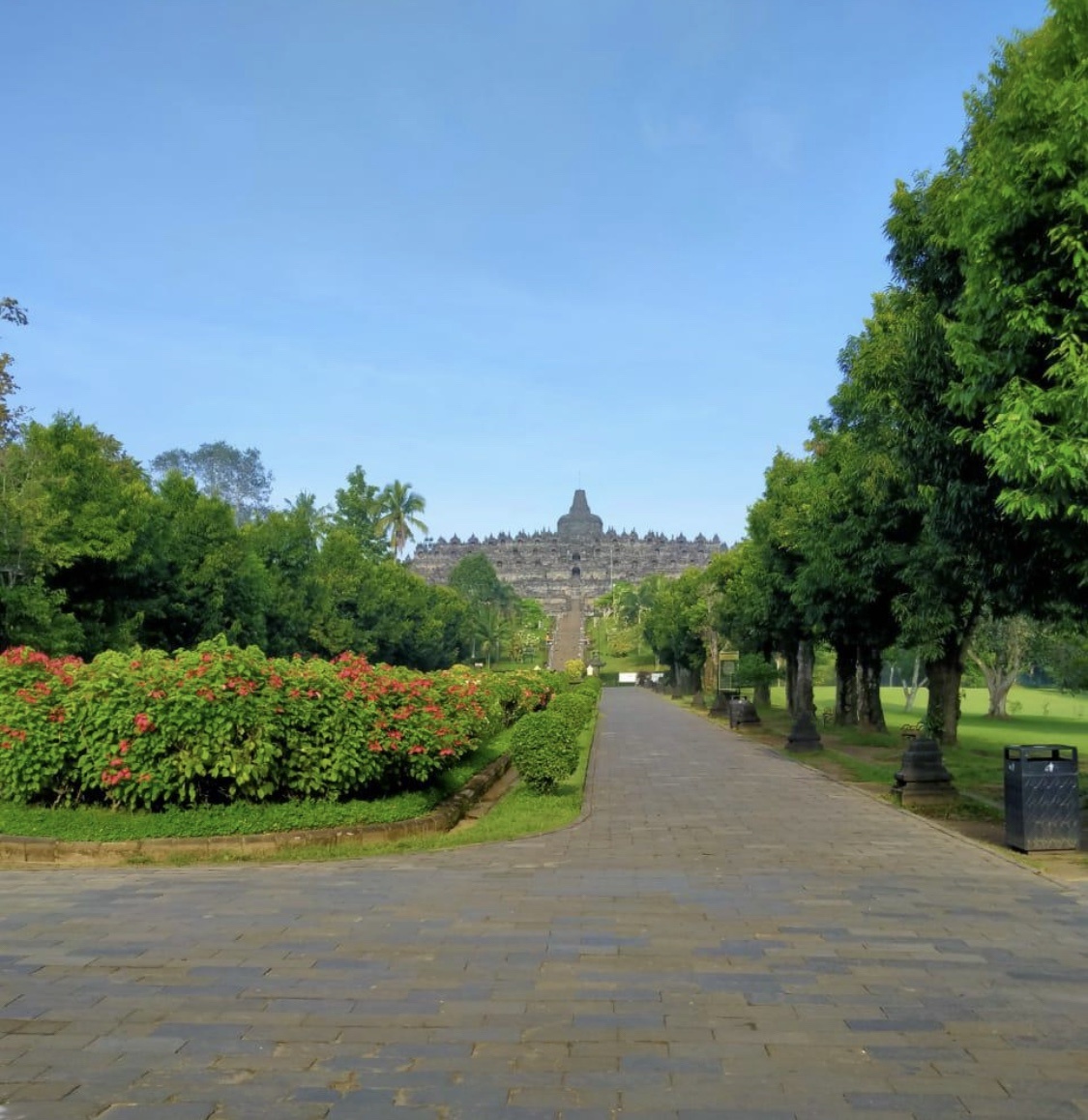 Candi Borobudur dan Prambanan Tutup Total