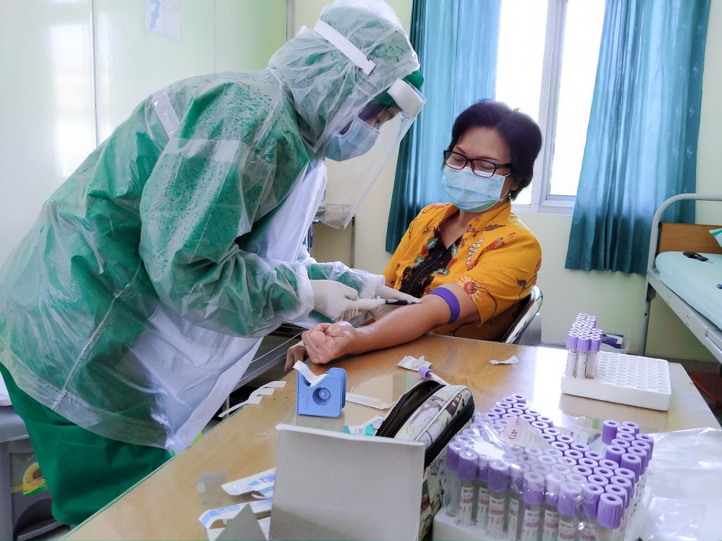 NEWS: Tenaga medis di Kota Magelang jalani rapid test (15/4/2020)-(Foto: Humas Pemkot)