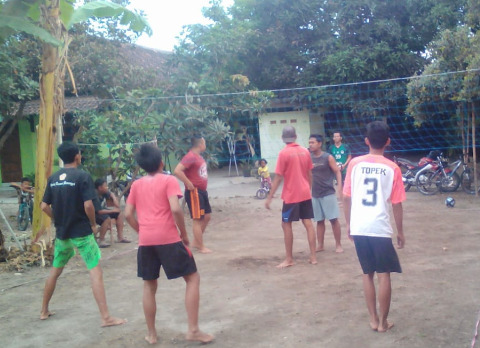 Wajib Isolasi, Pasien Covid-19 Malah Main Voli