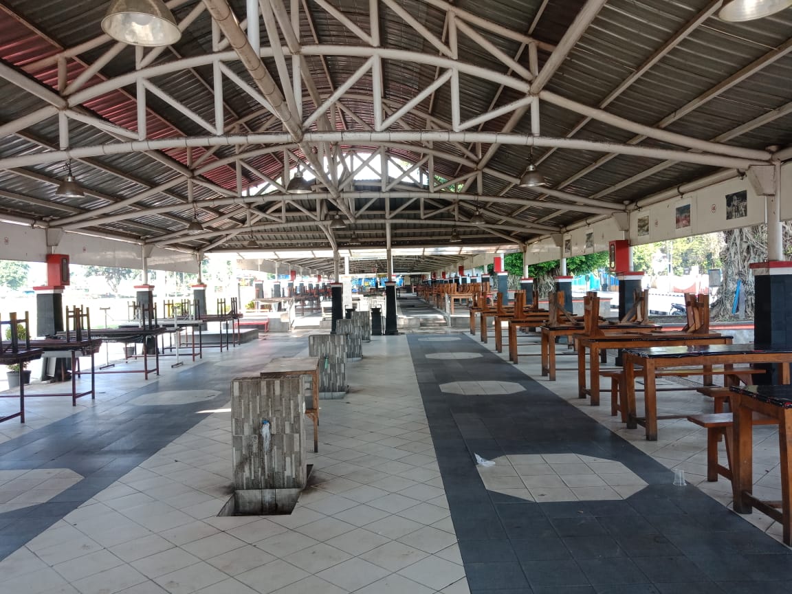 LENGGANG: Suasa Shelter Tuin Van Java di kawasan Alun-alun Magelang mulai lenggang hari ini. (Foto: Borobuur News)