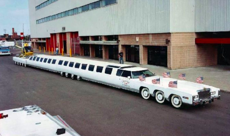 The American Dream, julukan si mobil terpanjang di dunia versi Guinness Book of World Records. (Foto: internet)
