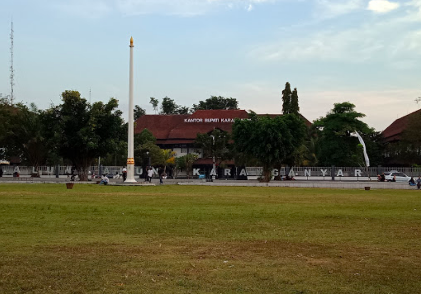 Alun-alun Karanganyar. (Sumber: Google Maps)