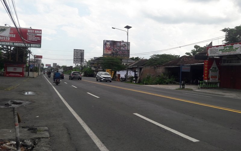 NEWS: Jalan Wates penghubung Jogja-Kulonprogro sepi kendaraan pemudik (20/5/2020)-(Foto_ istimewa)