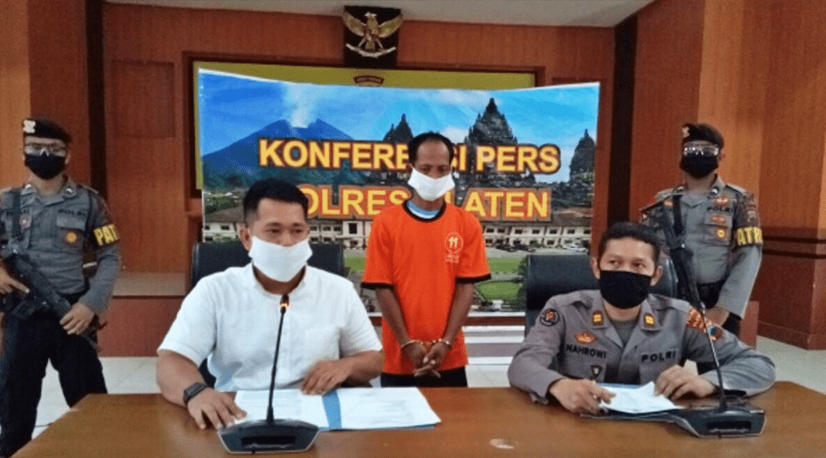 NEWS: Perampok koperasi saat dihadirkan dalam rils pers