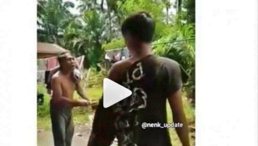 NEWS: SS Video viral pemulung dianiaya warga dituduh mencuri (Foto: SS Video)