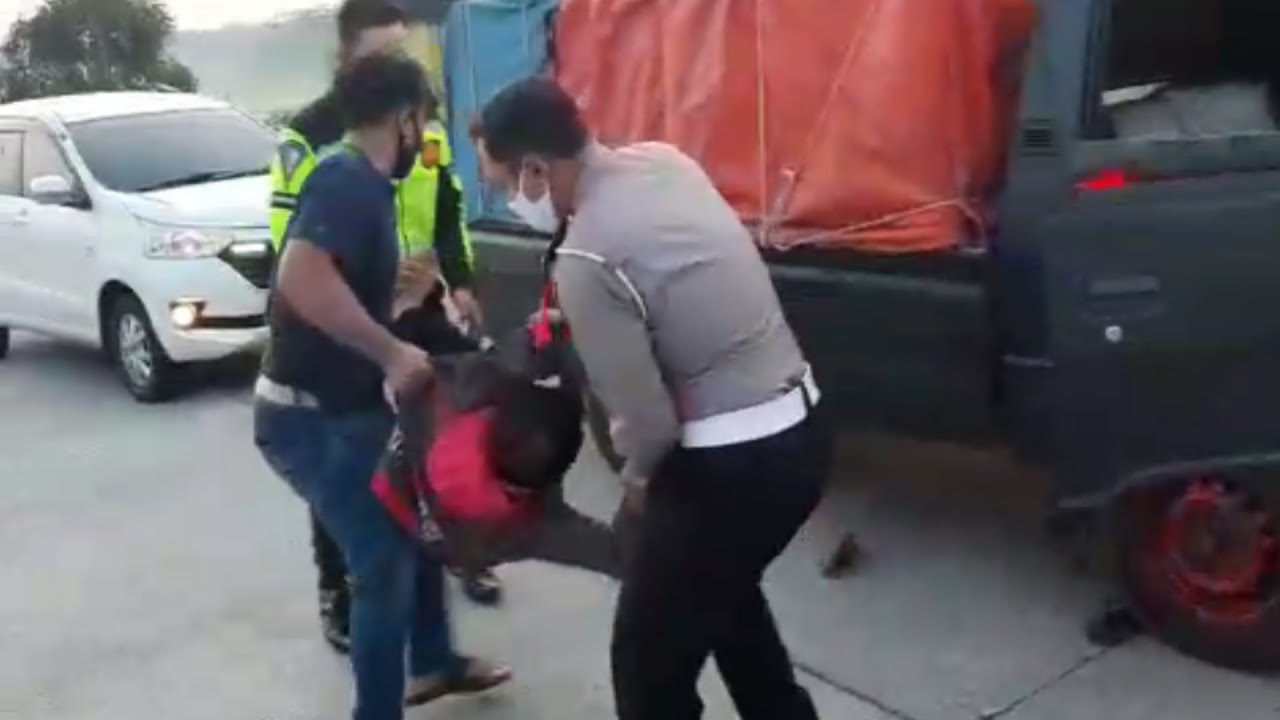 NEWS: Polisi ringkus pencuri ternak sapi di exit tol tingkir (14/5/2020)-(Foto: Istimewa)