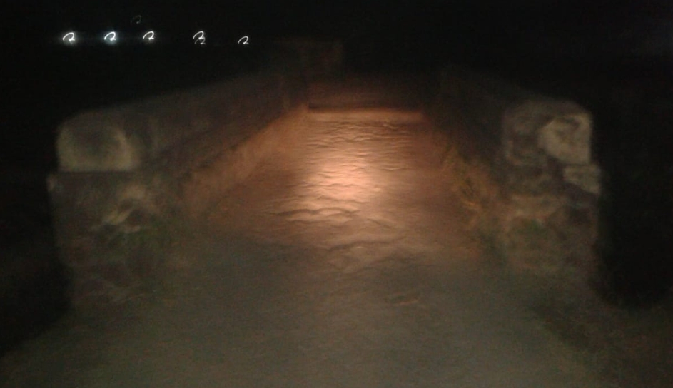 Ilustrasi jembatan angker