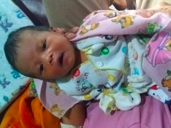 MUNGIL: Bayi cantik berusia sekitar tiga hari saat dirawat di RSUD Prambanan, Selasa (30/6). (Foto Humas Polsek Prambanan)