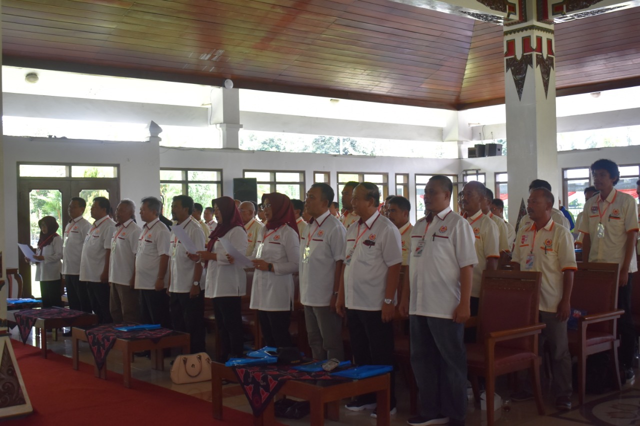 ILUSTRAS: Anggota KONI Kabupaten Magelang saat pelantikan