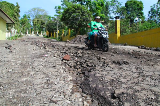 Ilustrasi jaur evakuasi pengungsi di lereng Gunung Merapi. (Foto : internet)