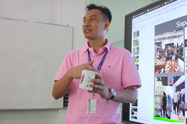 pemilik bisnis PT Yoshugi Media Group Yoyok Rubiantono