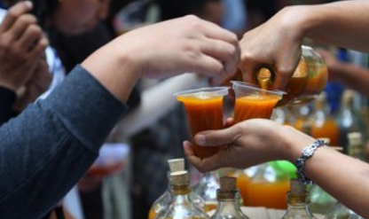 ILUSTRASI : seniman musik warga Magelang beralih profesi menjadi penjual jamu