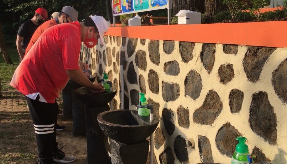 Walikota Magelang bersama rombongan mengecek kesiapan uji coba pembukaan Wisata Gunung Tidar