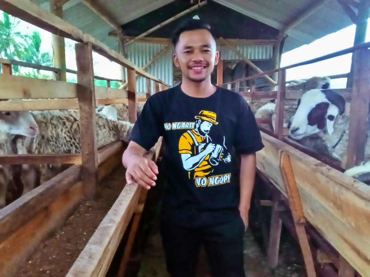 Rayndra Syahdan Mahmudin, seorang Petani Muda yang sukses asal Ngablak Magelang (Foto: Doc Pribadi)