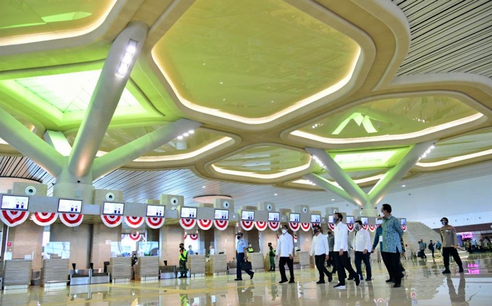 Jokowi saat meninjau dan meresmikan Bandara Internasional Yogyakarta (28/8/2020)-(Foto: Biro Pers Kepresidenan)