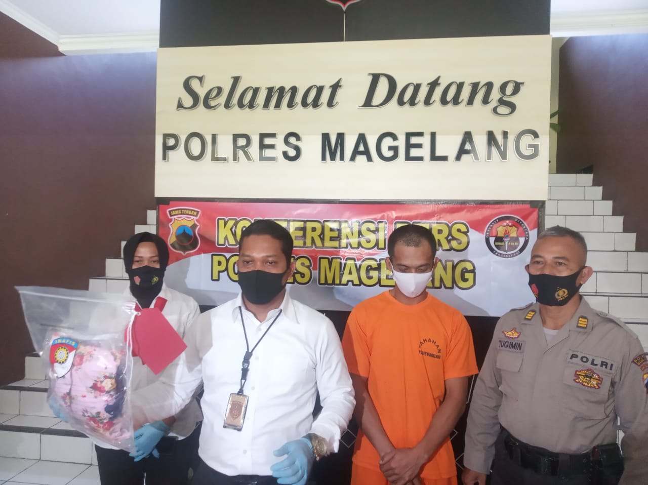 Kakak cabuli adik kandung di Blondo Mungkid (26/8//2020)-(Foto: bsn)