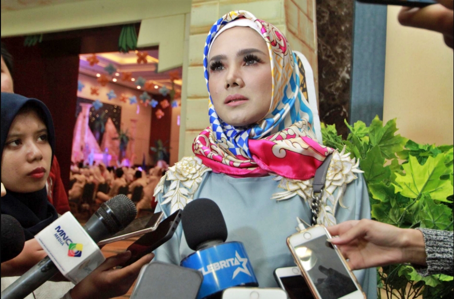 Mulan Jameela Anggota DPR RI usul harga pertamax turun