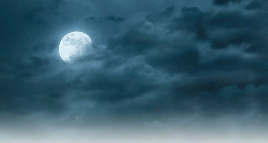 ILUSTRASI : Langit Malam (foto : internet)