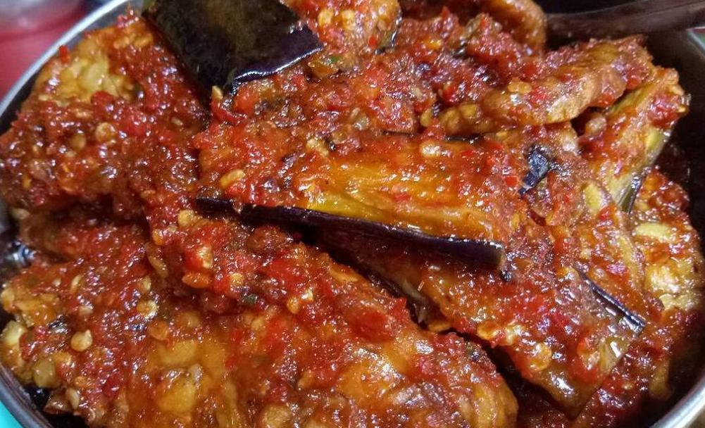 Tips Mudah Memasak Sambal Terong Yang Menggugah Selera
