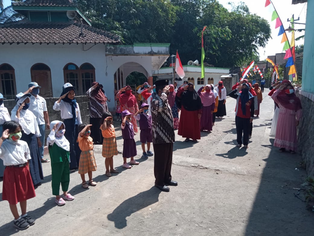 Upacara Kemerdekaan HUT RI Warga Nabis Salam (17/8/2020)-(Foto: Istimewa)