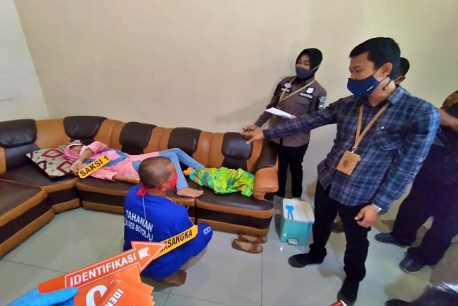 Dukun pijat bunuh bayi