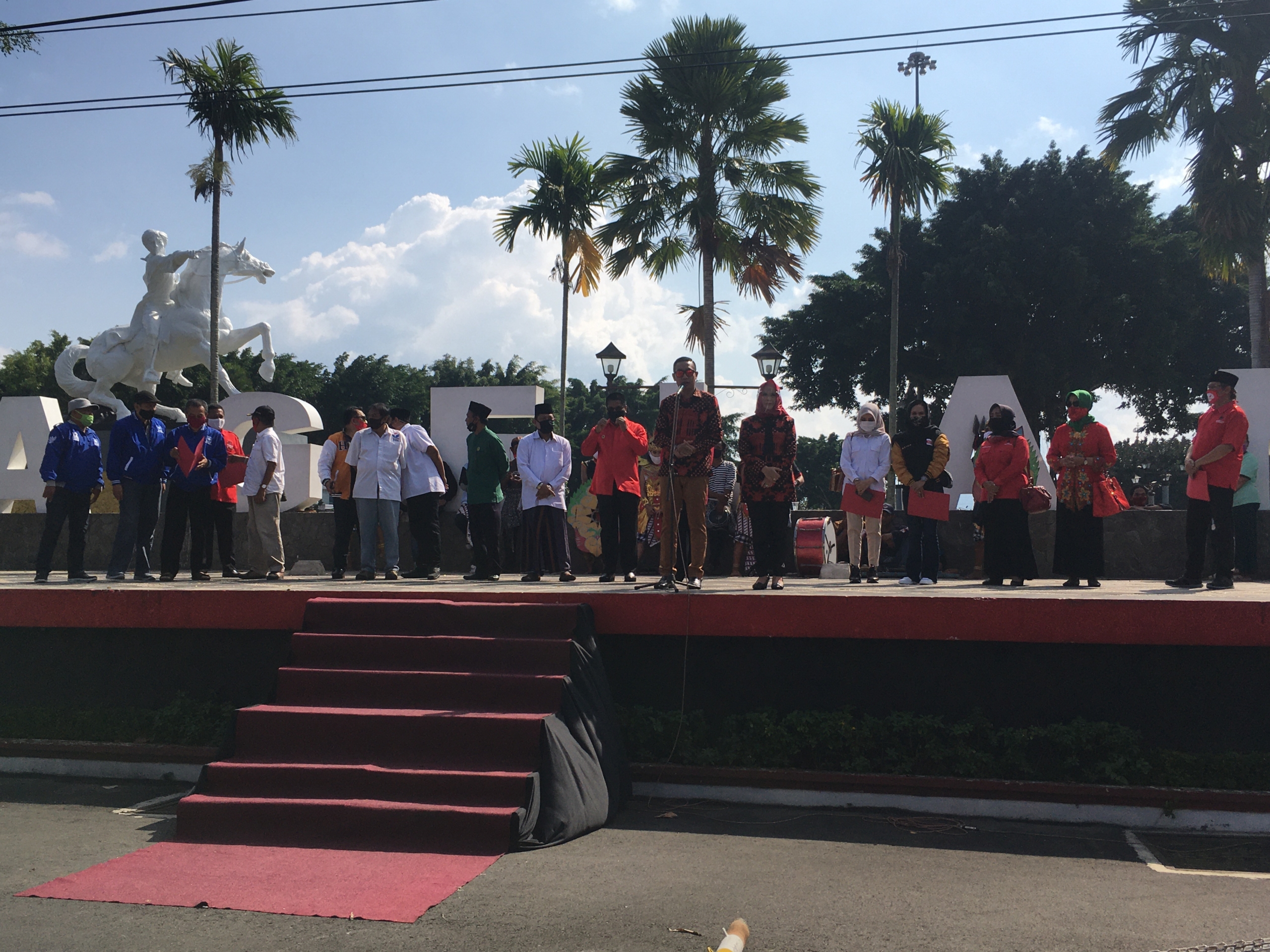 Deklarasi Paslon, Aji Setyawan-Windarti Agustina Siap Memimpin Kota Magelang Lebih Baik Lagi