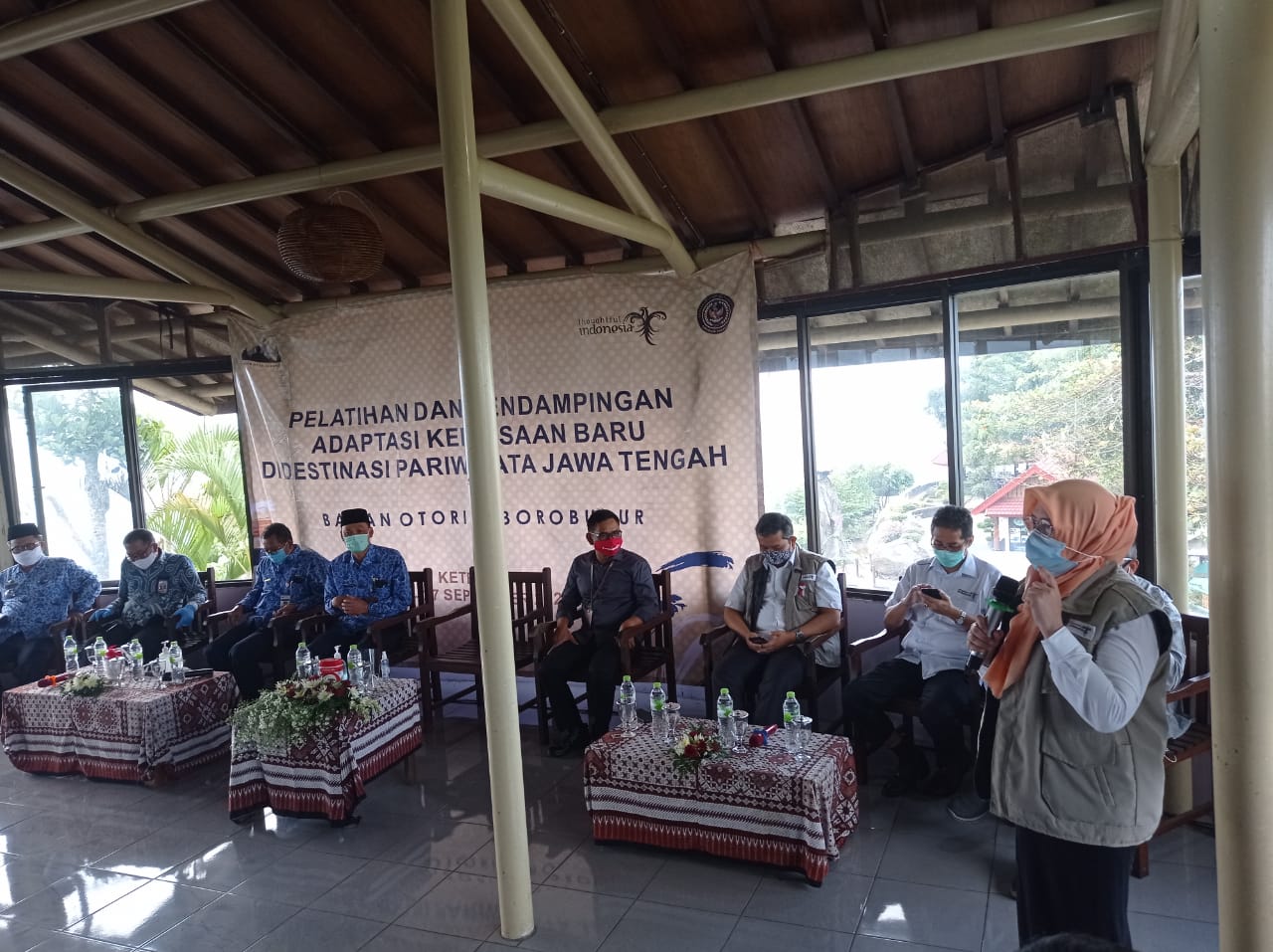 Pelatihan AKB Pariwisata di Ketep Pass Sawangan oleh BOB (17/9/2020)-(Foto: bsn)