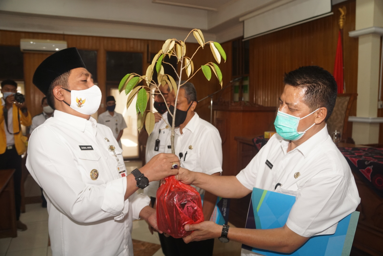 101 PNS Pemkab Magelang Terima SK Pensiun, Wajib Stor Pohon