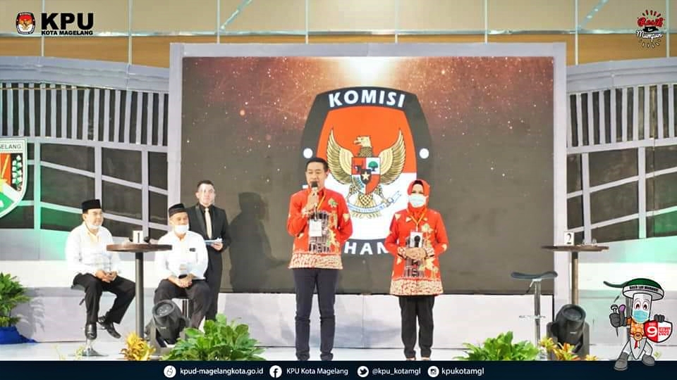 Paslon 2 Aji Windari Sampaikan Visi Misi saat debta publik putaran pertama Pilkada Kota Magelang (22/10/2020)-(Foto: KPU Kota Magelang)