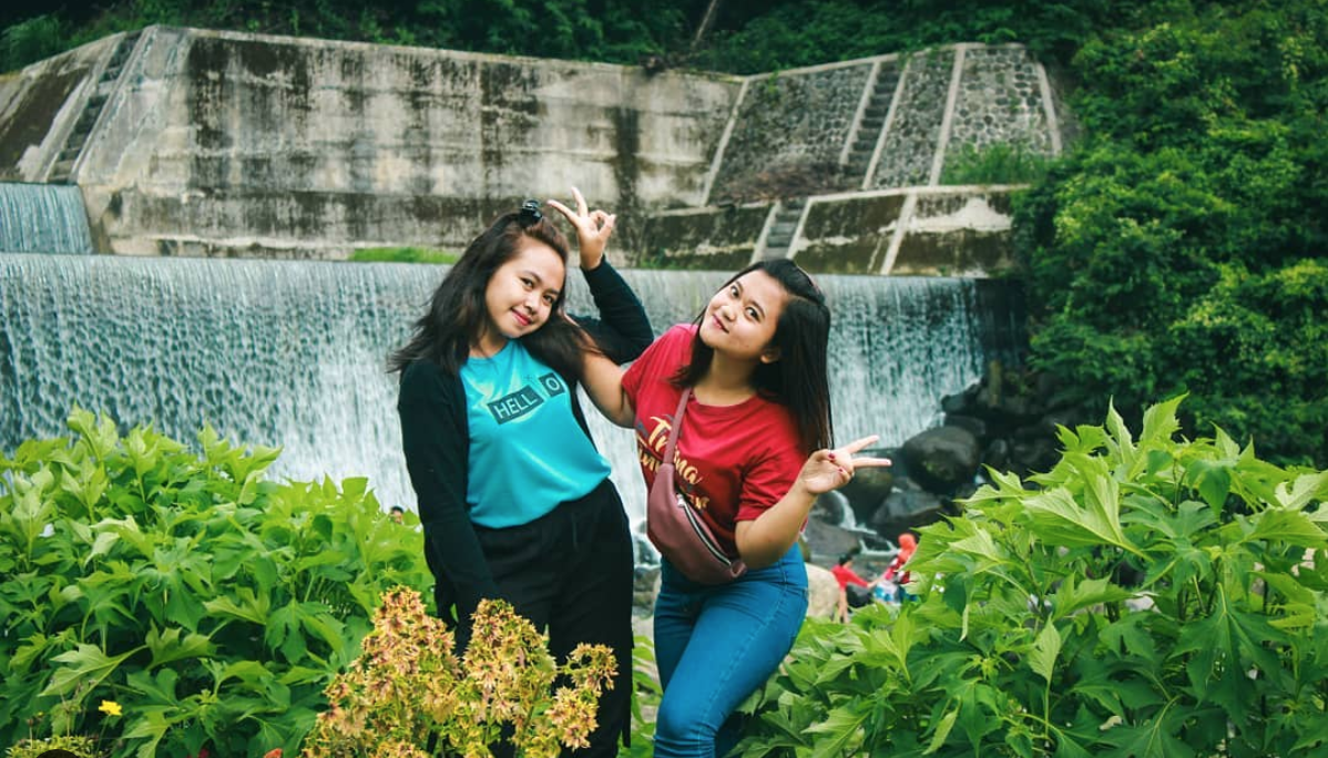 CANTIK : Salah satu spot di destinasi grojogan Kapuhan Sawangan. (Foto : instagram)