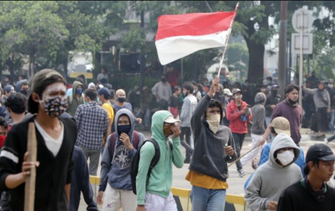 AKSI : Demo tolak UU Cipta Kerja (Foto : internet)