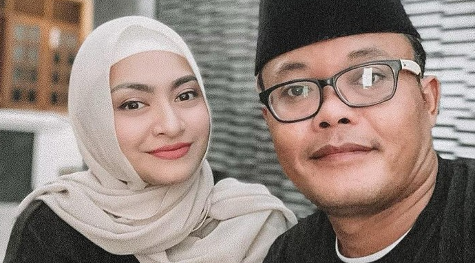 Sule dan Nathalie Holscher (foto : internet)