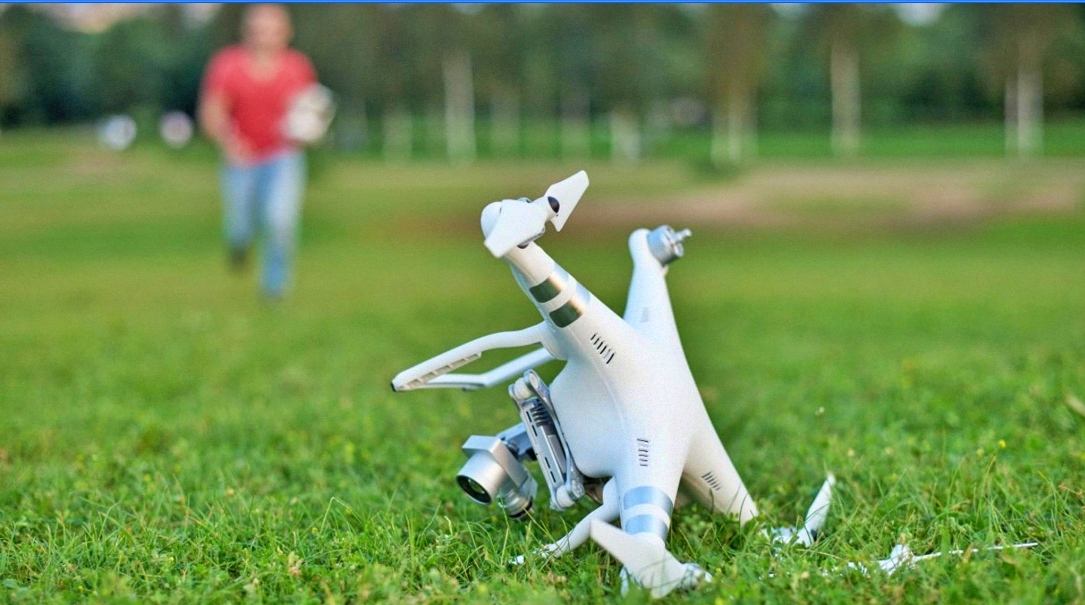 ilustrasi drone jatuh di candi borobudur