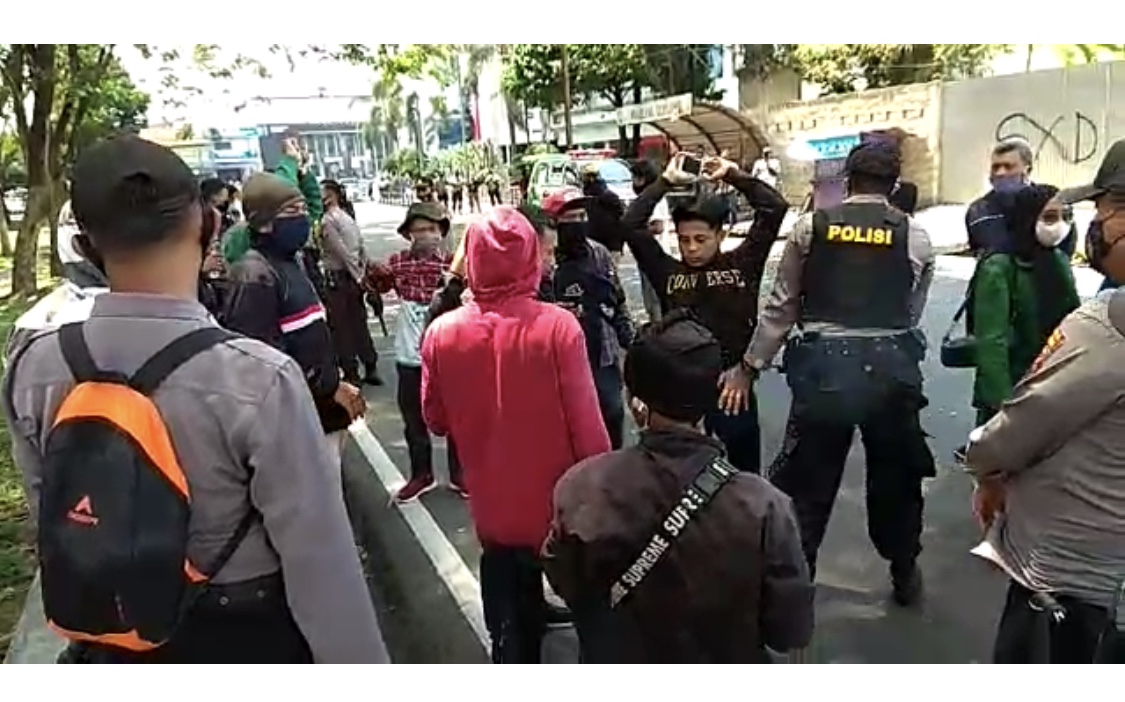 Aksi Demo Magelang Bergerak Berakhir Damai, Sejumlah Remaja Diamankan Polisi