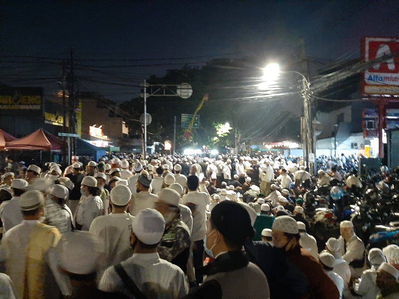 Acara di tebet yang dihadiri habi rizieq berkerumun hasilnya ada yang positif