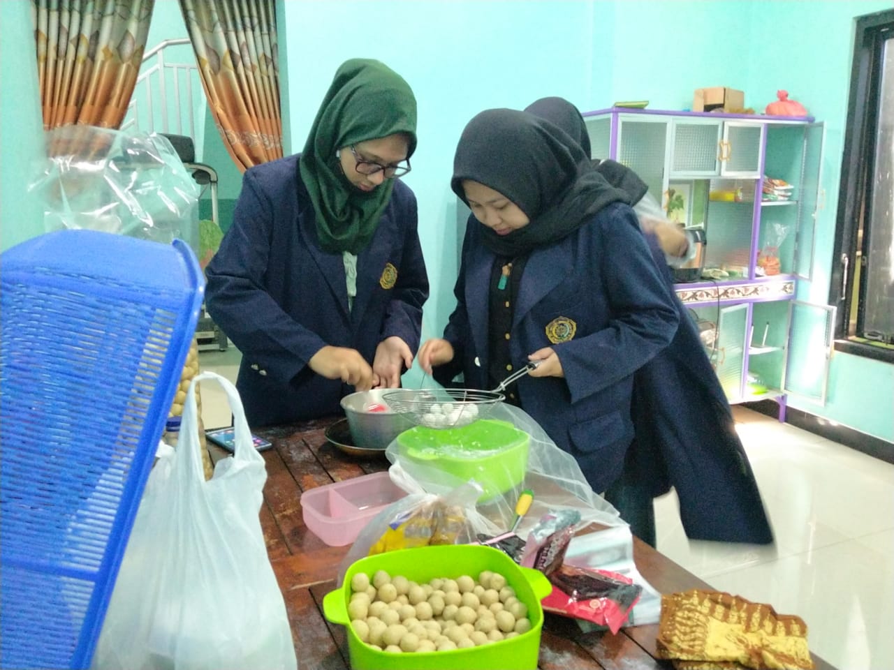 Mahasiswa UNIMMA saat melakukan pendampingan PPMT di Kampung KErupuk daerah Candimulyo Magelang