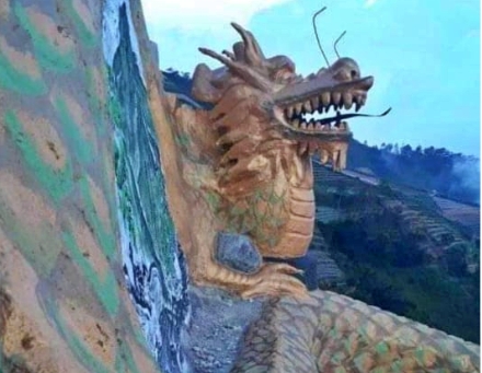 Patung Naga Di Nepal Van Java Butuh Kaliangkrik Magelang