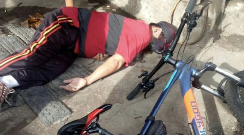 Diduga Rem Blong, Seorang Goweser Meninggal Tabrak Pohon Sirsak