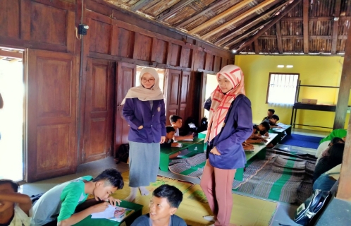 pendampingan belajar oleh PPMT UNIMMA di Desa Menayu Muntilan