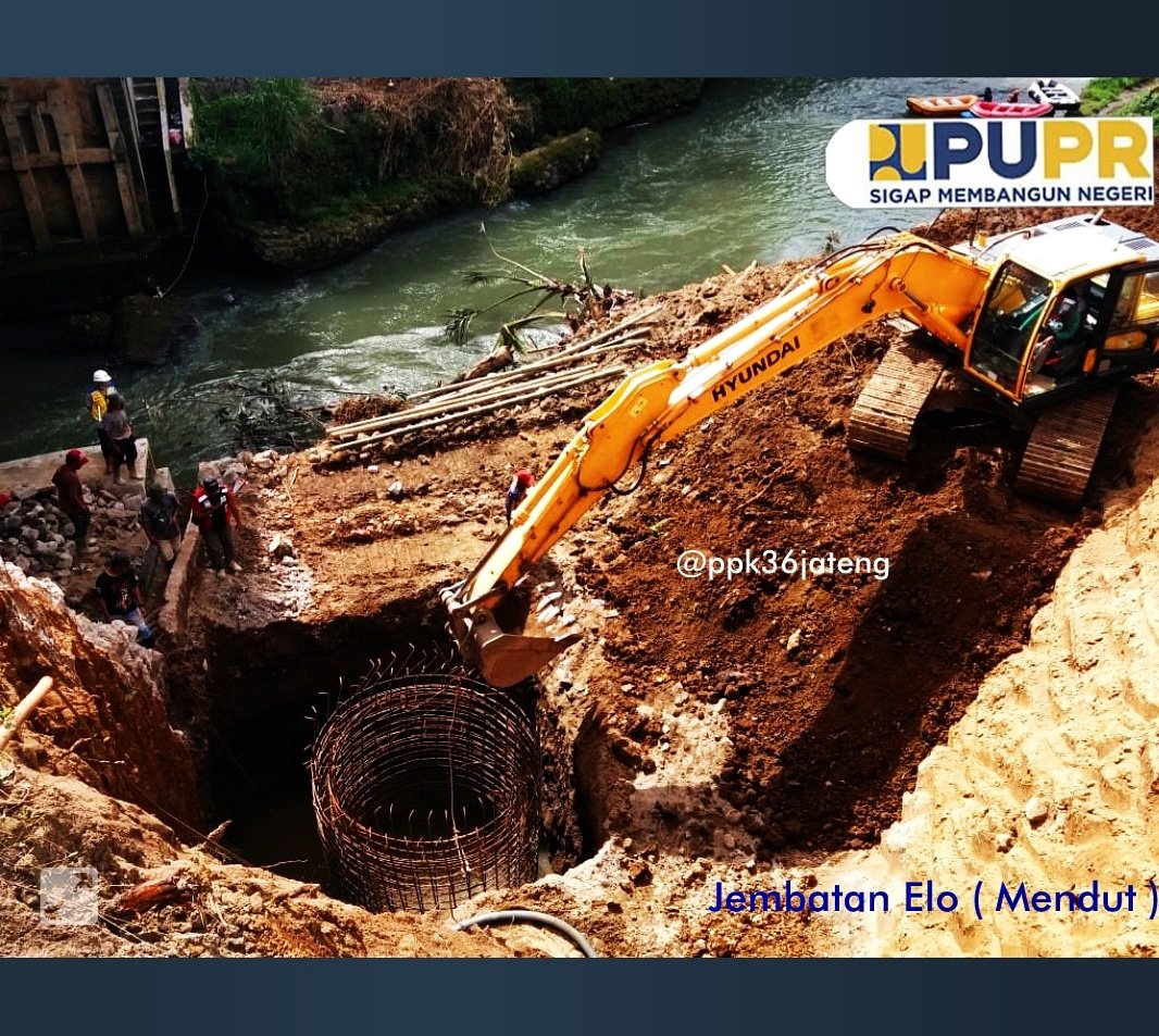 Pelakaanaan struktur bangunan bawah Jembatan Pedestrian Elo (Mendut) - Kab. Magelang (Foto: @PPK36Jateng)